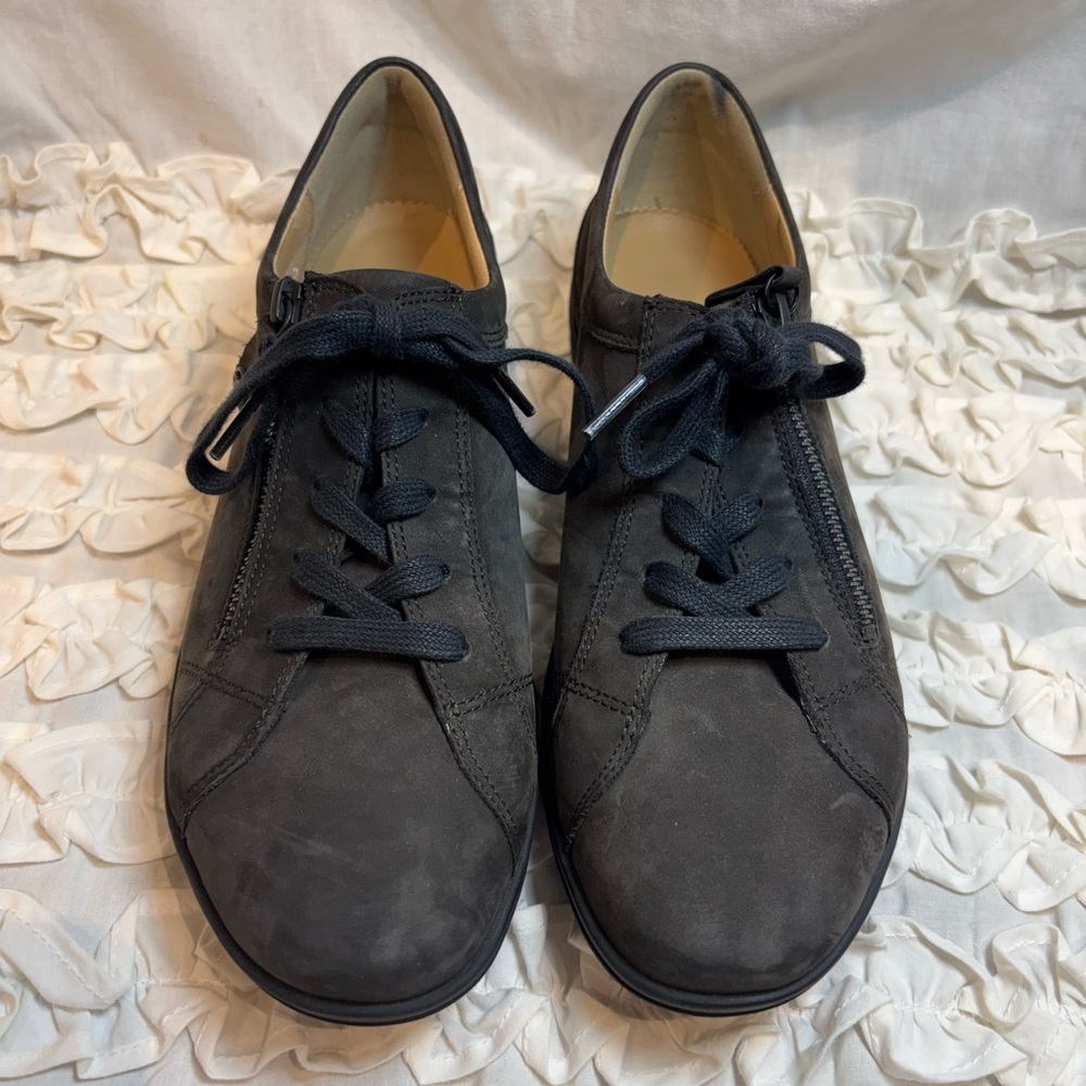Hartjes Aus Osterreich womens dark brown Casual Sneakers with Zipper.